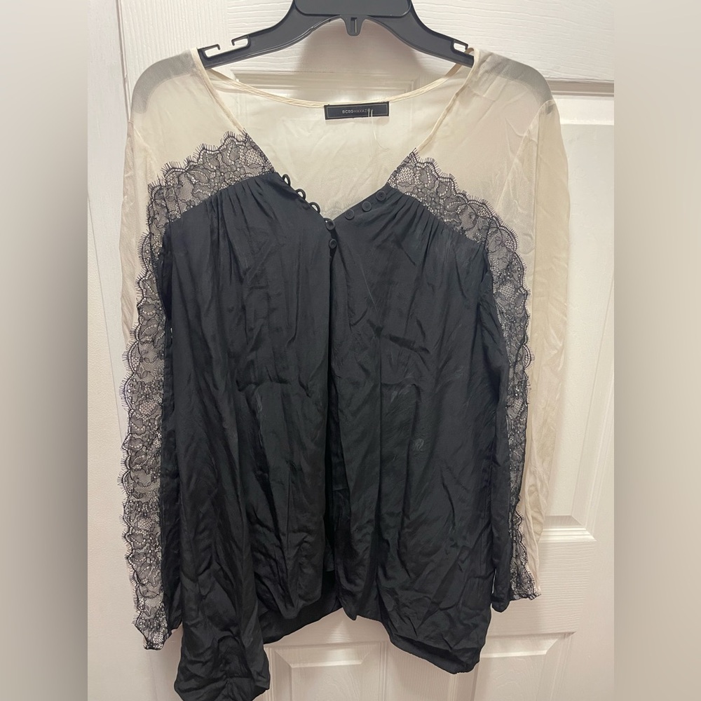 Women’s Blouse